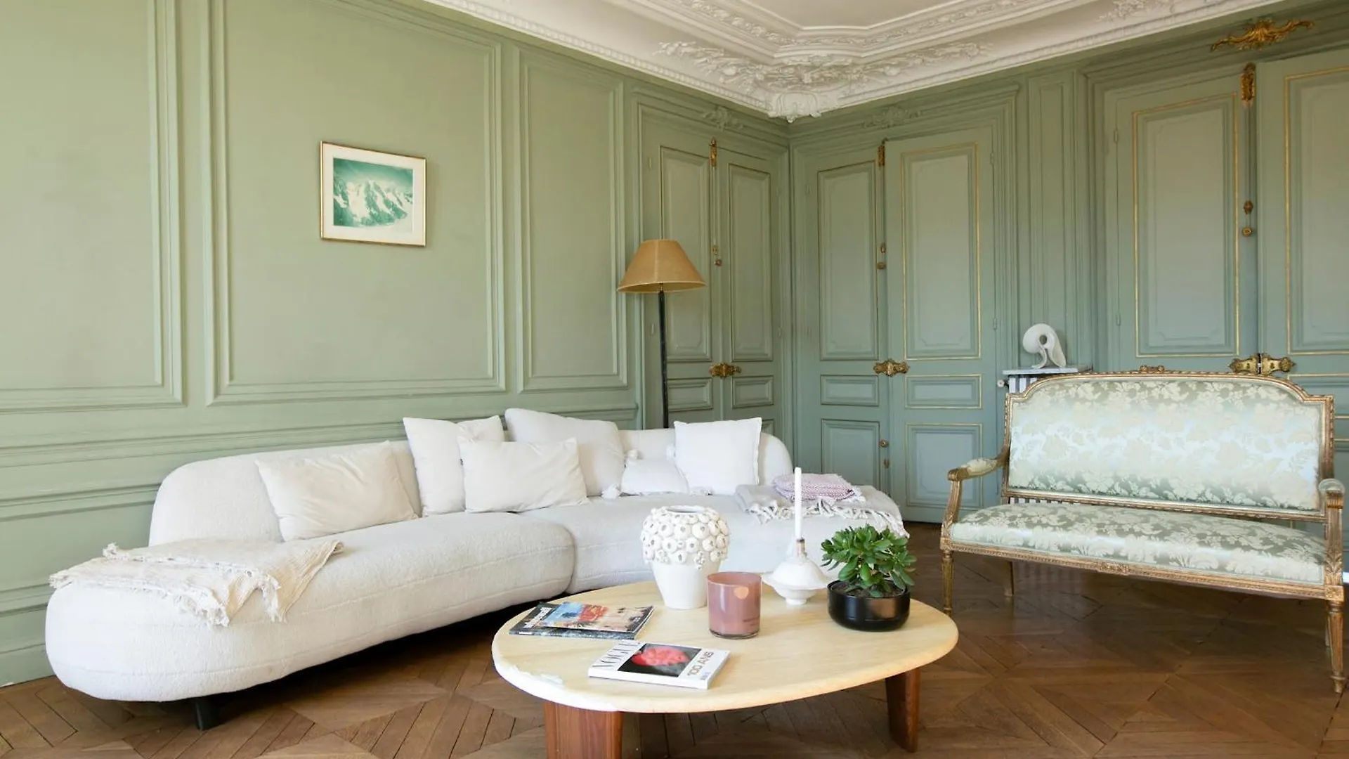 Apartment Typical Haussmannien Appartment With Eiffel Tower View - Bm68 Paris