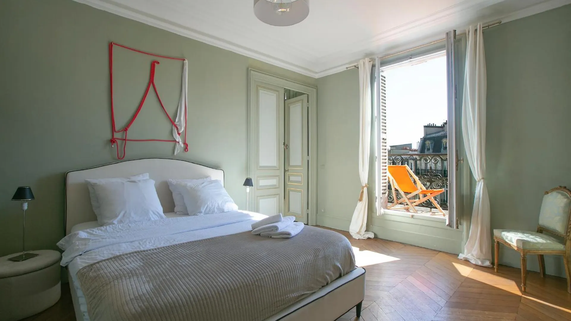 Typical Haussmannien Appartment With Eiffel Tower View - Bm68 Paris
