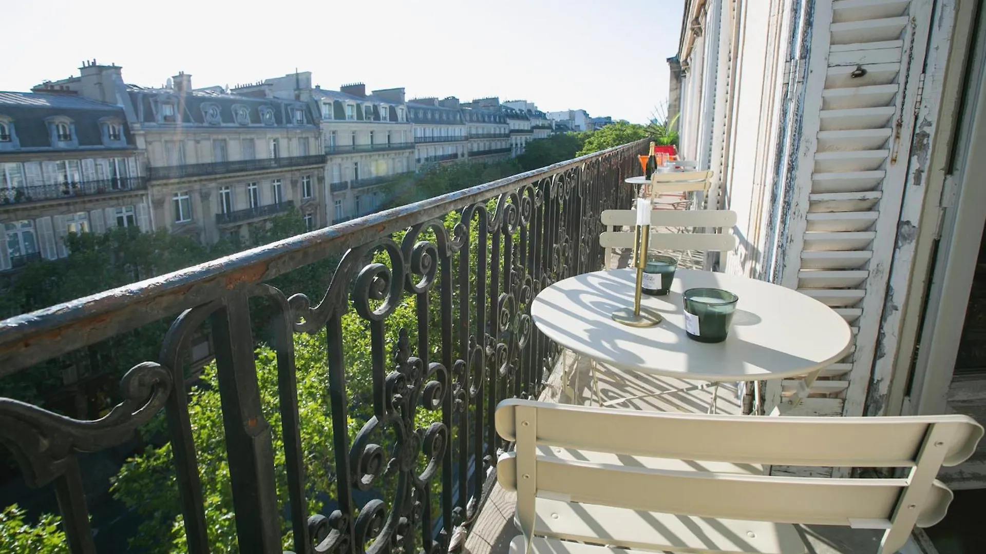 Typical Haussmannien Appartment With Eiffel Tower View - Bm68 Paris France
