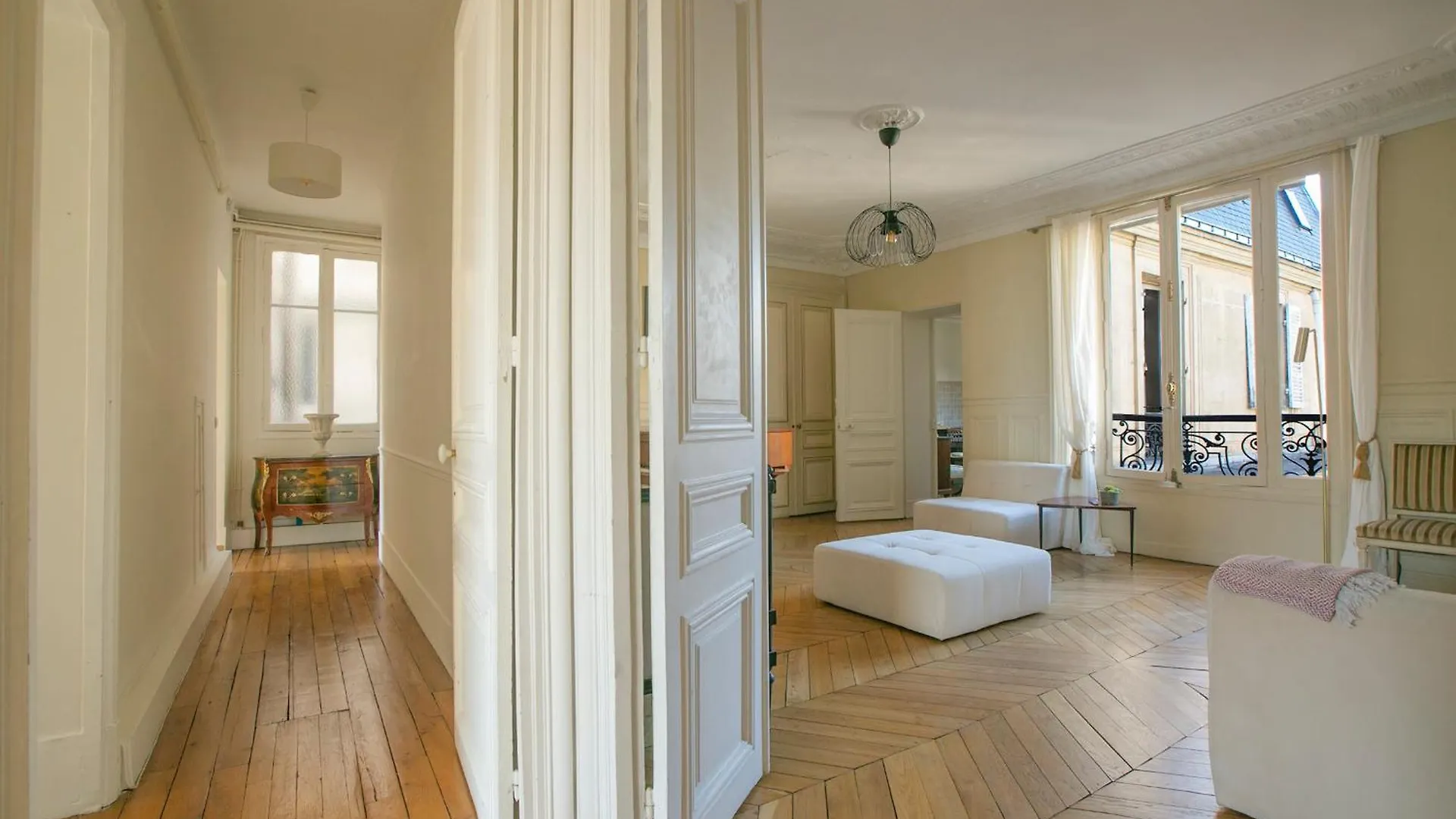 Typical Haussmannien Appartment With Eiffel Tower View - Bm68 Paris